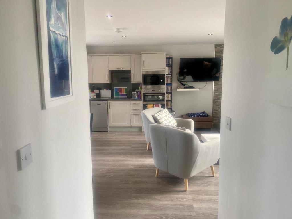 2 Bedroom Cottage Sleeps 4, With Pool Use, Sennen Exterior foto